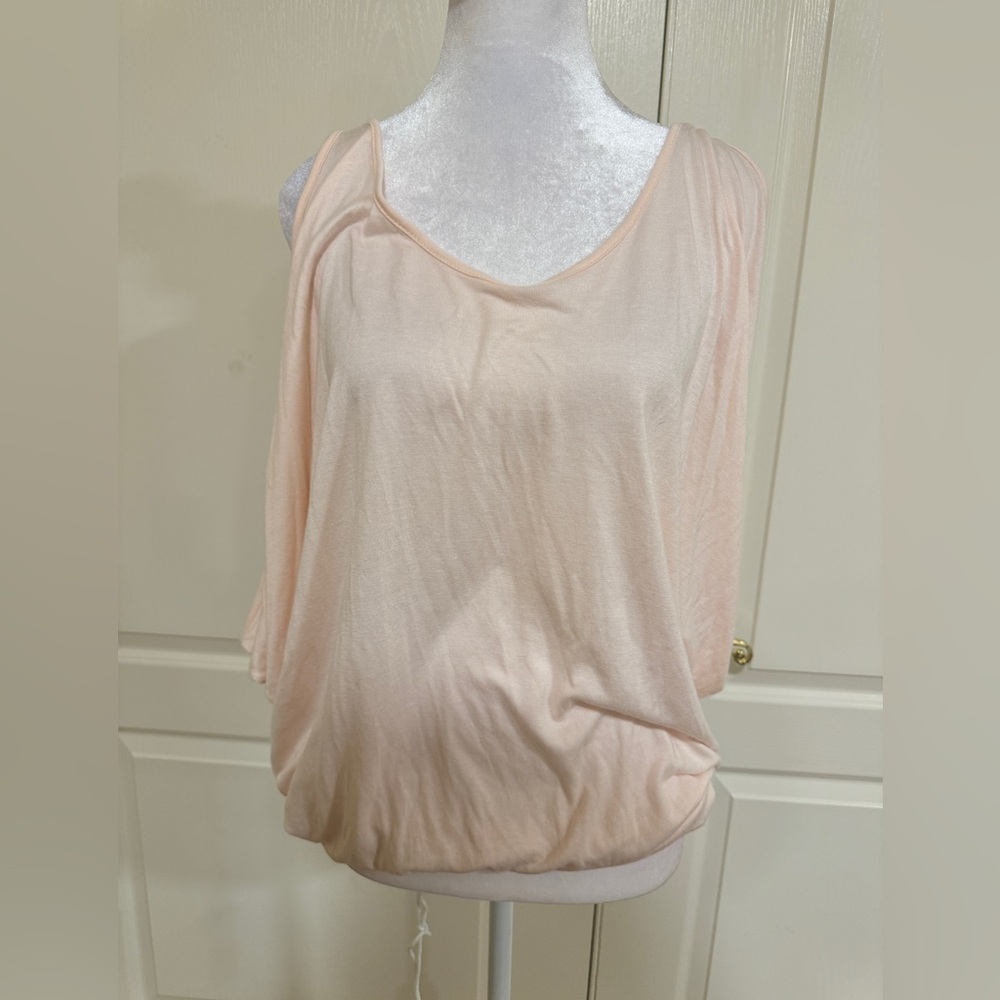Lascana for Venus light pink cold shoulder top​​​​​